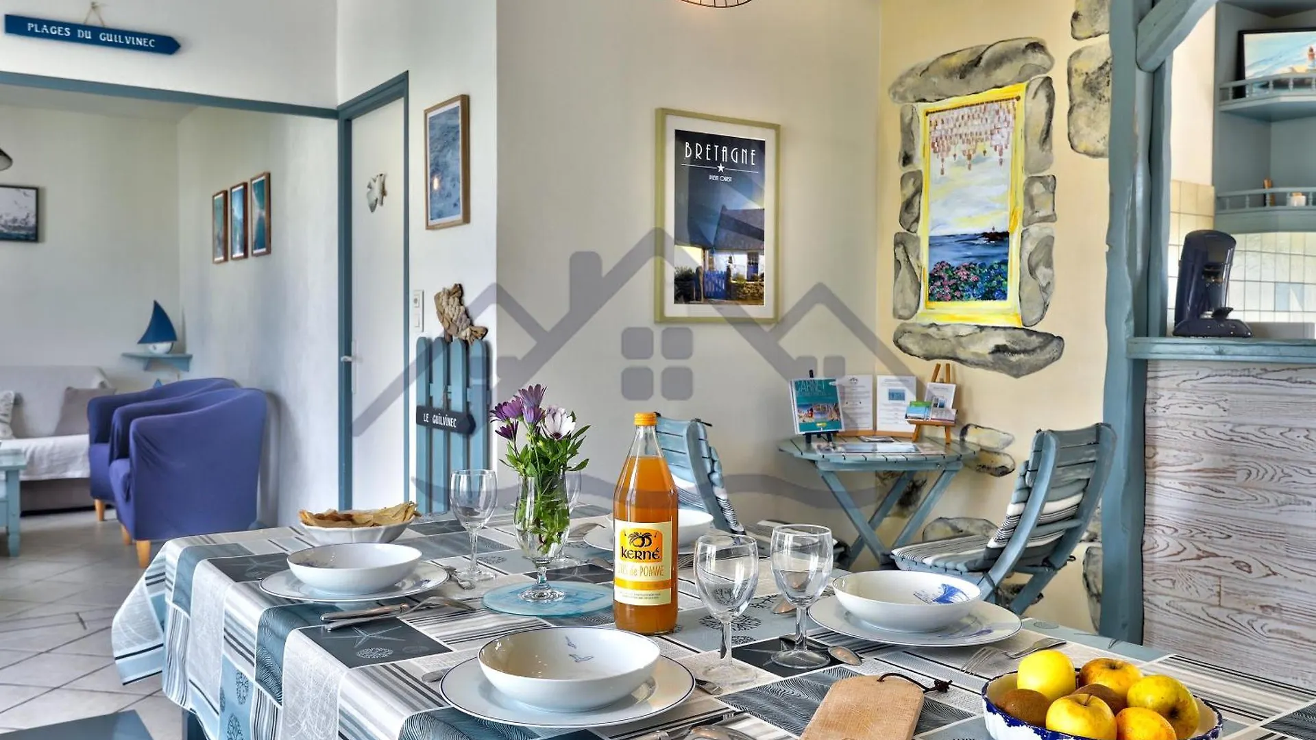 Souvenir Du Guil: Seaside Cottage with Garden in Guilvinec