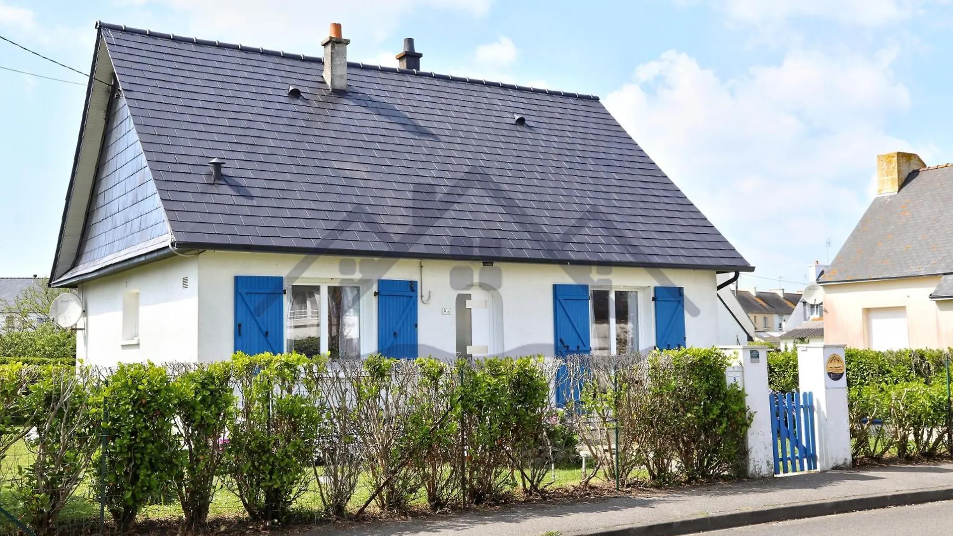 Souvenir Du Guil: Seaside Cottage with Garden in Guilvinec